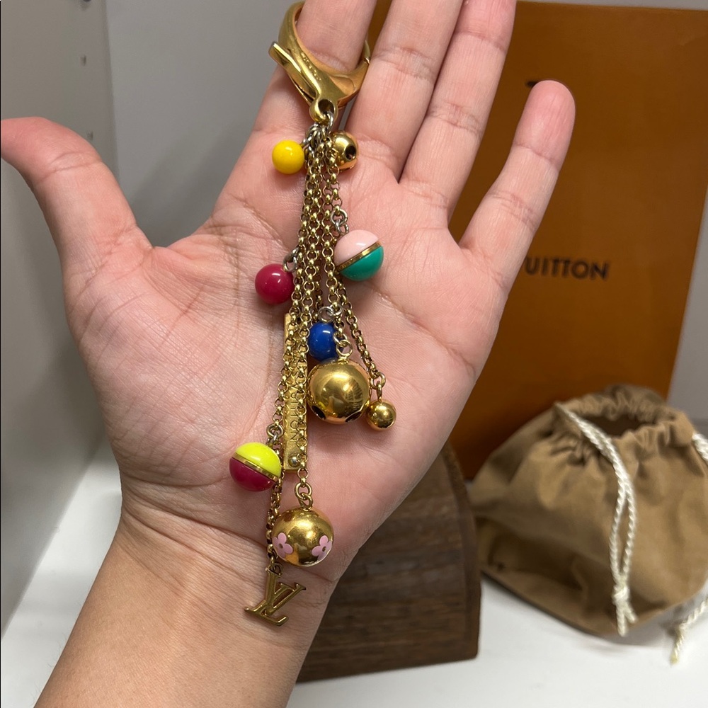 🔥🔥 LOUIS VUITTON Porte Cles Grullo Key Holder metal  Gold RARE! With COA - Picture 3 of 9